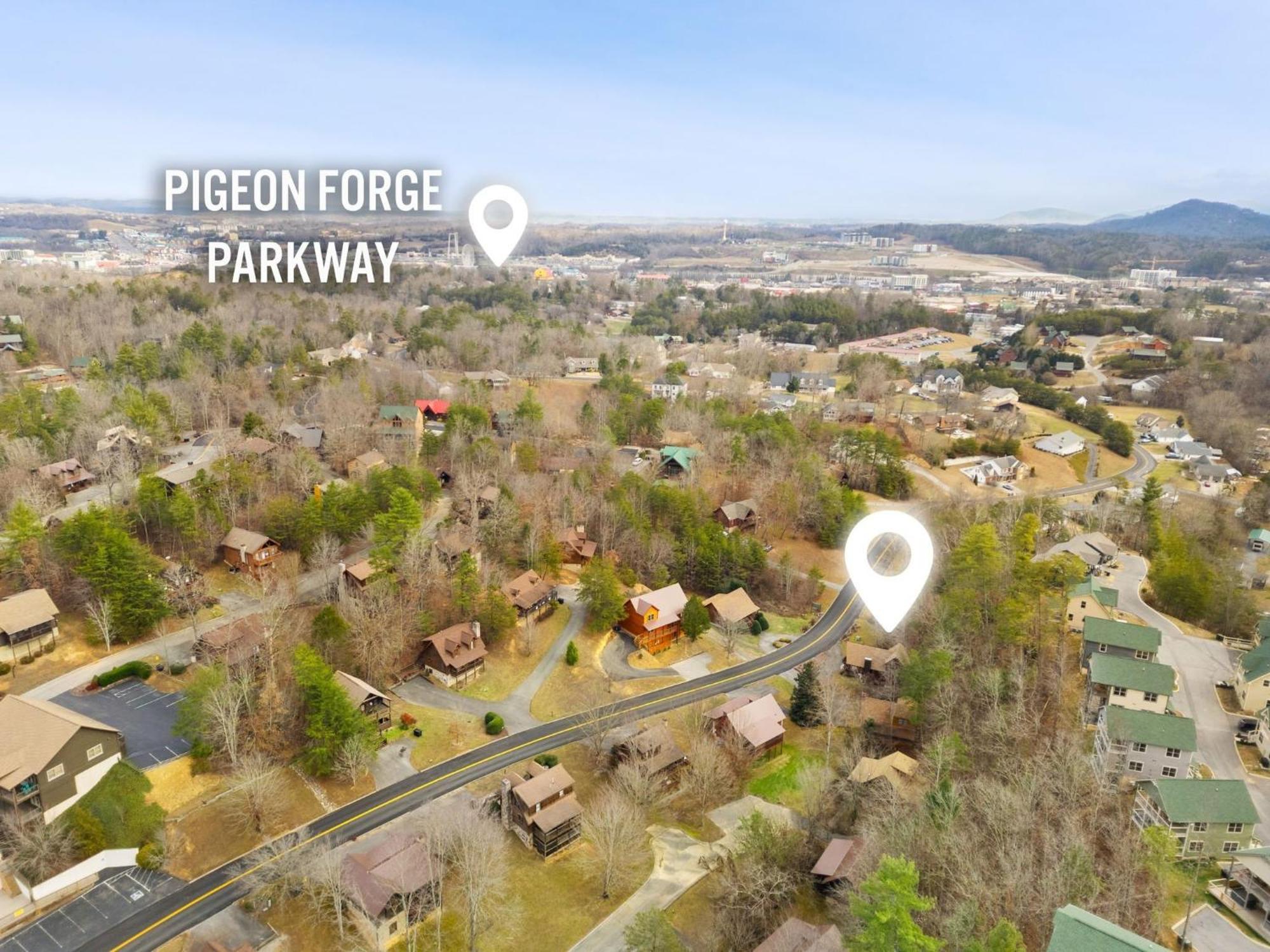 Er40 - The Bear Pause -Great Location,,,Close To All The Action! Cabin Pigeon Forge Exterior photo